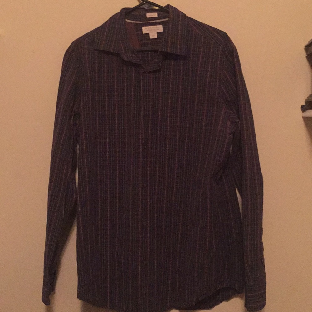 Nice casual button down shirt!